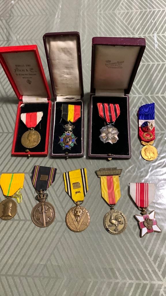 Médaille militaires belges et français, Enlèvement, Armée de terre, Ruban, Médaille ou Ailes
