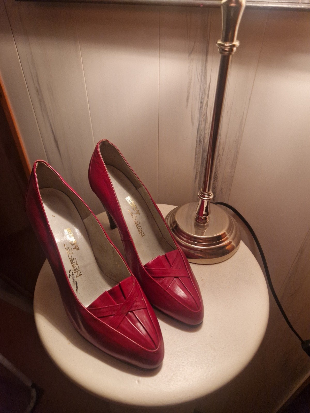 vintage rode leren pumps eddy Alban, Kleding | Dames, Schoenen, Ophalen
