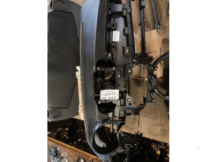 Kit airbag + tableau de bord d'un Fiat 500 Abarth, -, 3 mois de garantie, Utilisé, -