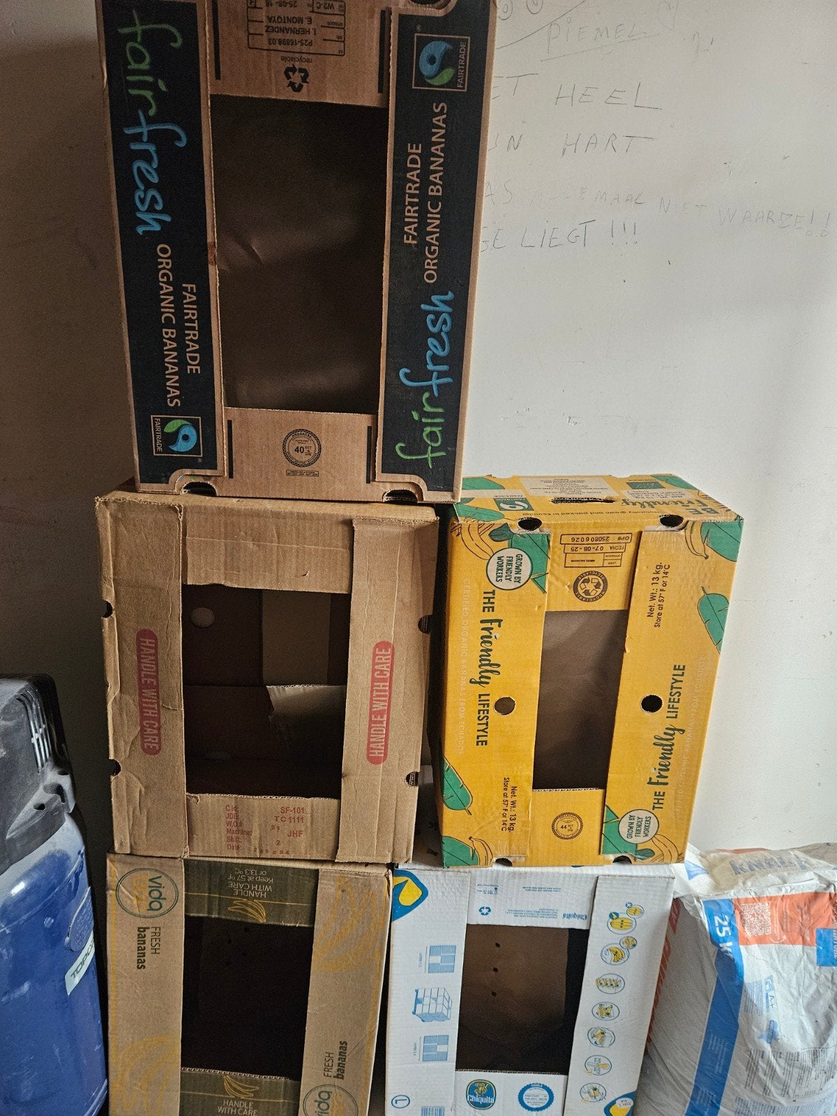 bananen dozen voor verhuis, Ophalen
