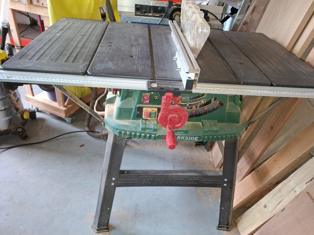 Tafelzaag 2000W, Bricolage & Construction, Outillage | Scies mécaniques, 1200 watts ou plus, 70 mm ou plus, Overig, Enlèvement