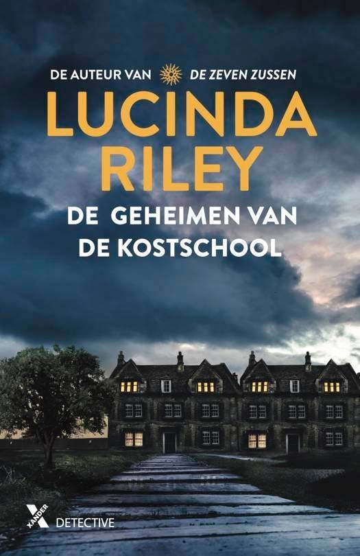 De geheimen van de kostschool  Lucinda Riley   Roman, Boeken, Ophalen of Verzenden, Zo goed als nieuw, Nederland