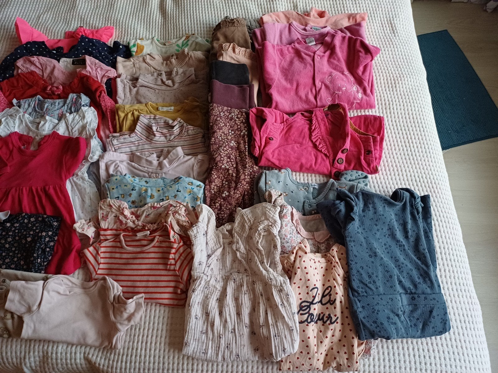 pakket meisjeskledij 42 stuks +- 1 - 1.5 jaar 80 / 86, Kinderen en Baby's, Ophalen of Verzenden, Gebruikt, Maat 80