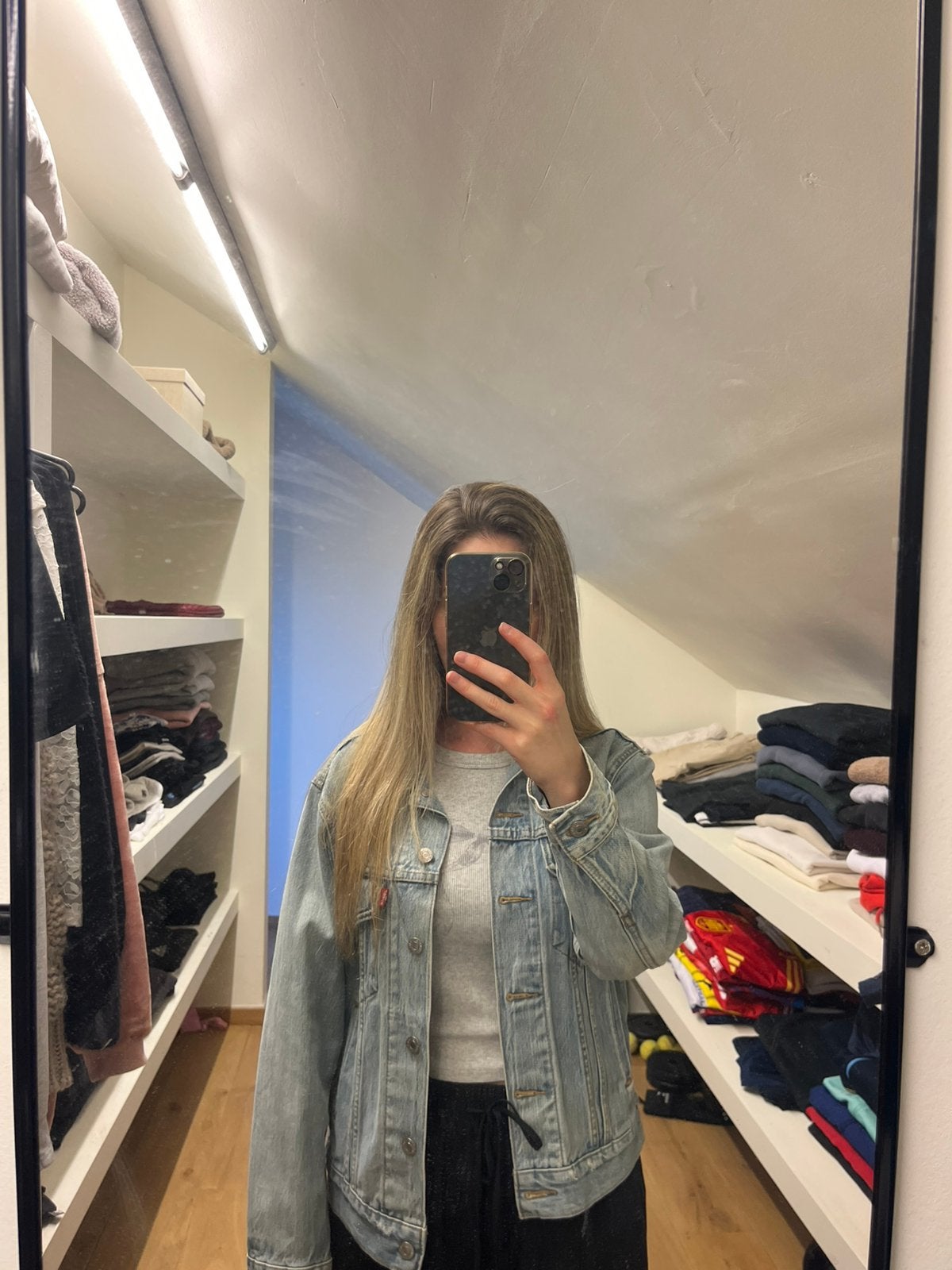 Levi’s jas, Ophalen, Zo goed als nieuw