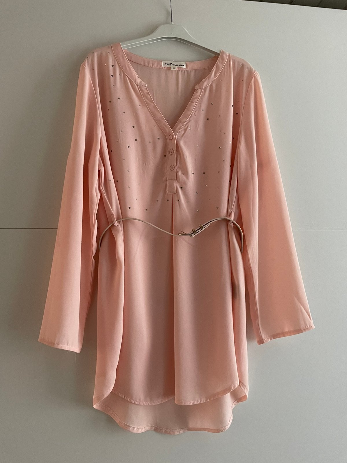 Blouse Millenium, Kleding | Dames, Blouses en Tunieken, Ophalen, Zo goed als nieuw, Maat 38/40 (M), Roze