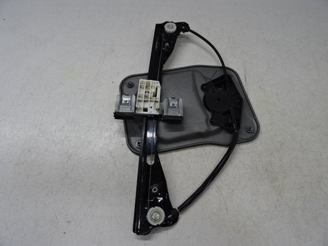 VITRE MECANISME AVANT GAUCHE Skoda Fabia II (5J), Utilisé, Skoda
