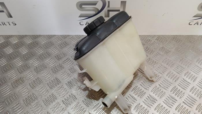 Réservoir d'expansion d'un Mercedes SLK, 3 mois de garantie, Utilisé, -, -