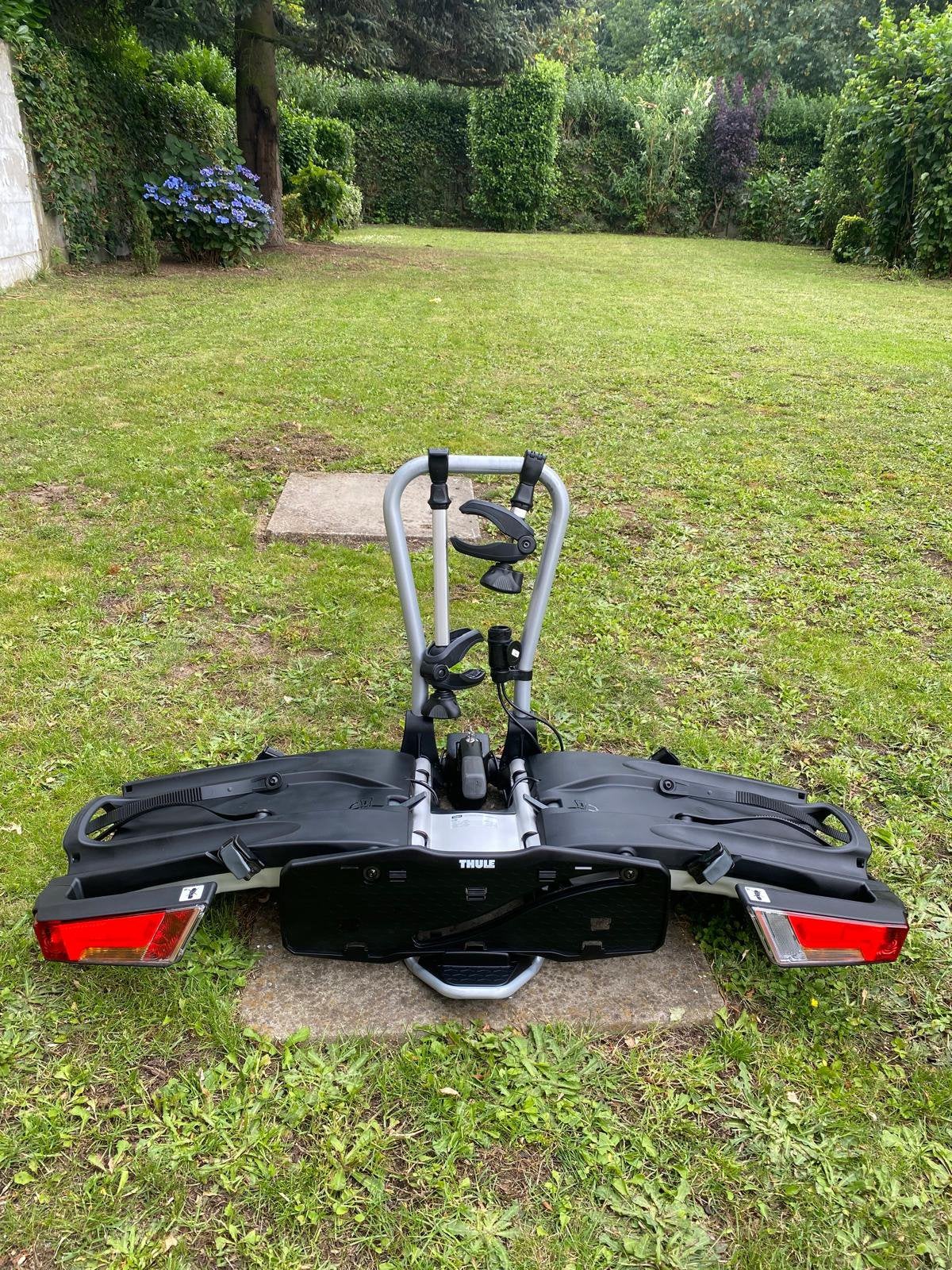 Fietsendrager thule easyfold  max 60 kg, Auto diversen, Ophalen, Zo goed als nieuw