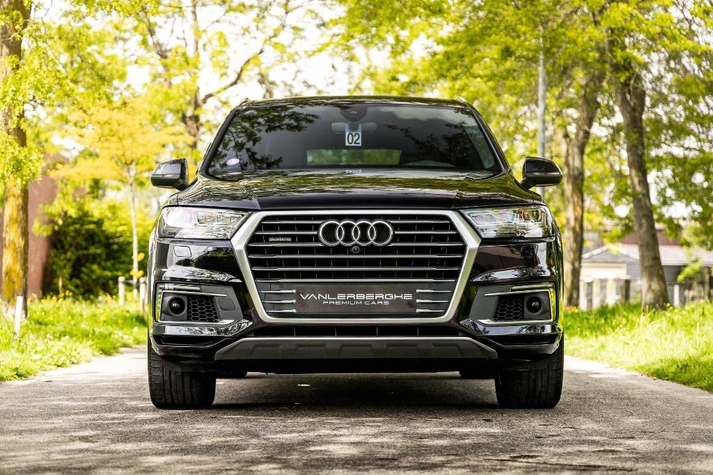 Audi Q7 e-tron 3.0 TDI V6 Quattro S-Line * ACC * 360 *, Auto's, Automaat, Zwart, Leder, Bedrijf