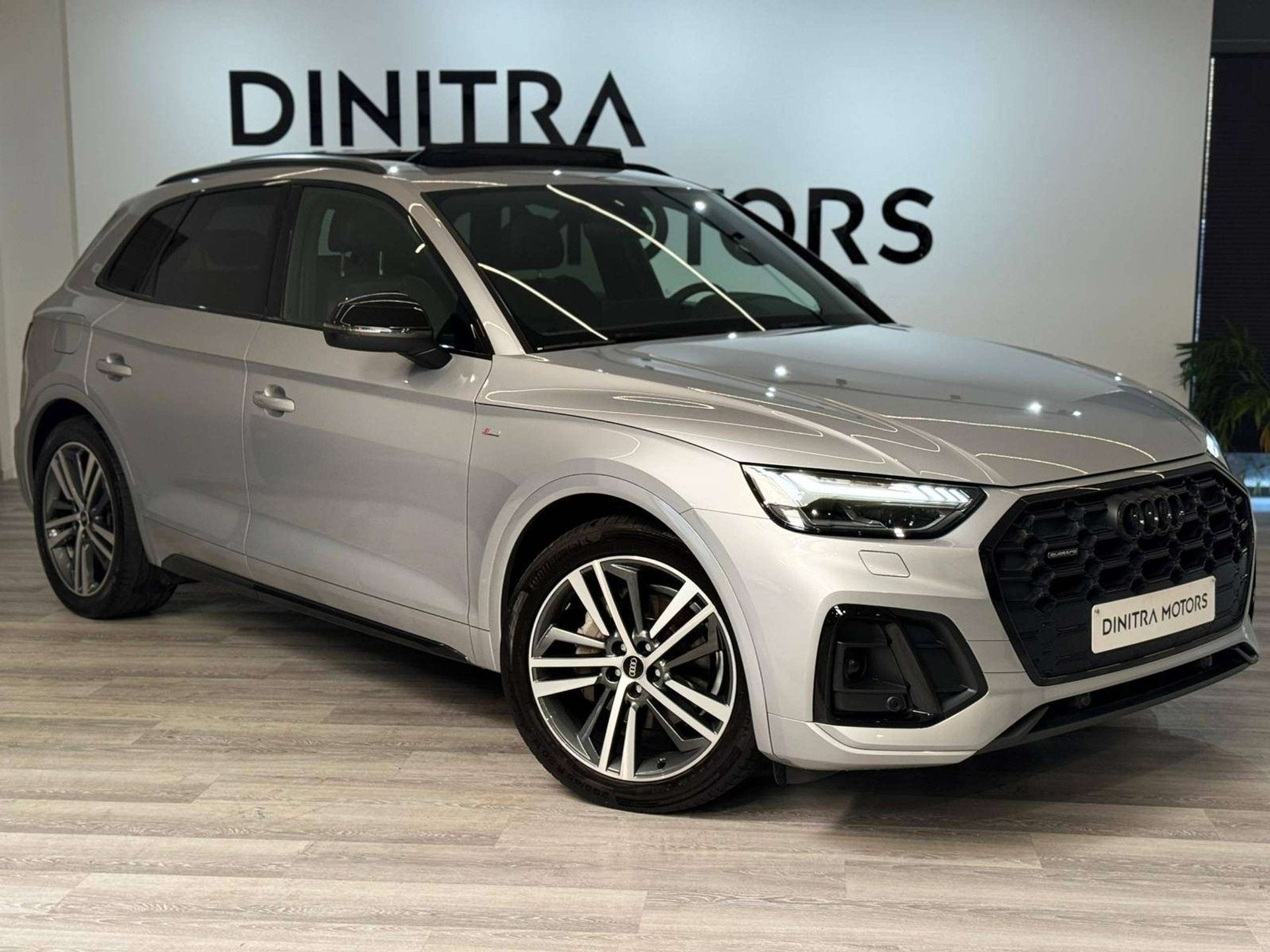 Audi Q5 40 TDI quattro S line – 204 PK – PANO / MATRIX /, Auto's, Automaat, Dealer onderhouden, Gebruikt, 4 cilinders