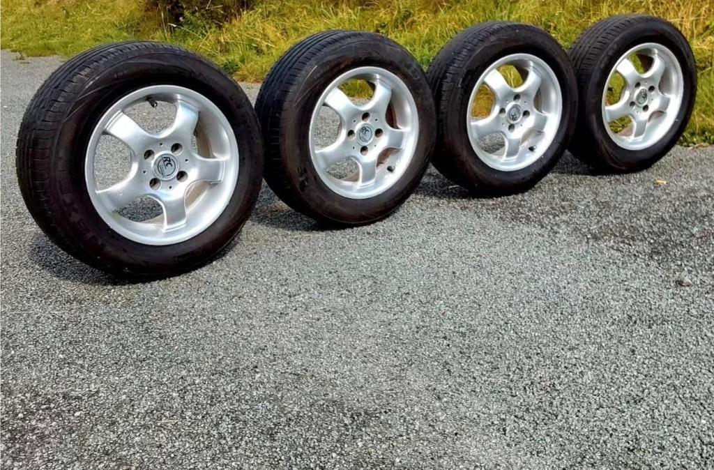 Pneus été avec 7 mm de profil pour VW Golf 3, Autos : Pièces & Accessoires, 14 pouces, Pneus et Jantes, Pneus été, Enlèvement