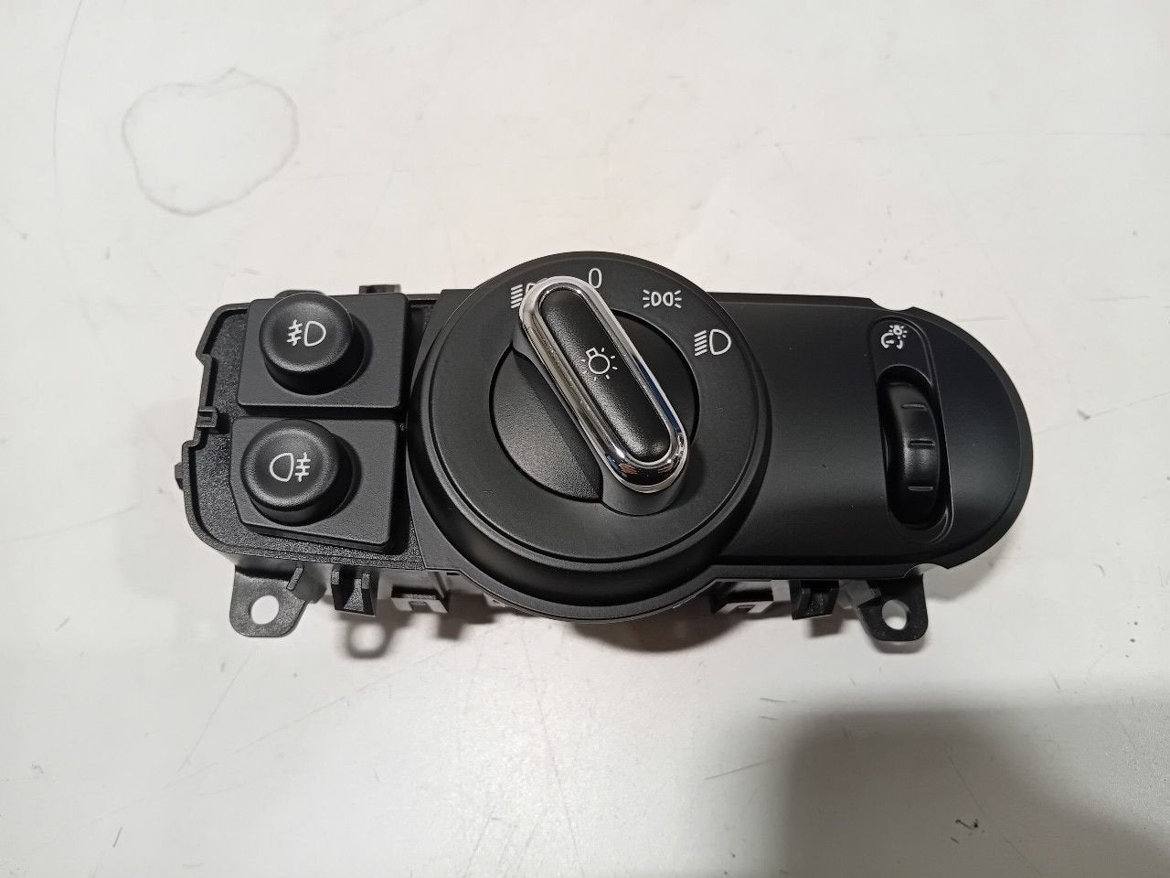 Lichtschakelaar Mini Mini, Onderdelen@venauto.nl, Van der Ven Autorecycling B.V., Ettenseweg 76, 4706 PB Roosendaal, The Netherlands