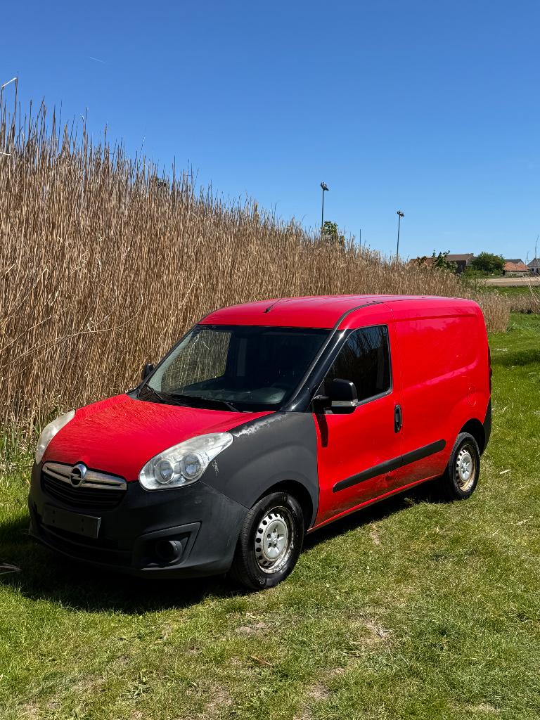 Opel Combo 1.6 CDTI, Autos, Rouge, Achat, 4 portes, Entreprise