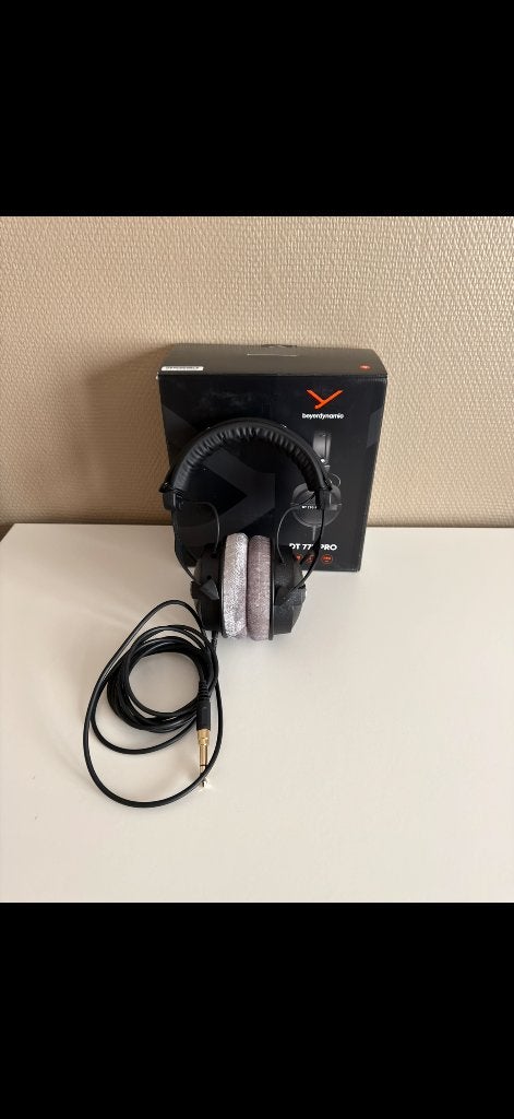 Beyerdynamic DT 770 Pro 80 ohms, Enlèvement ou Envoi, Comme neuf, Studio / DJ, Beyerdynamic