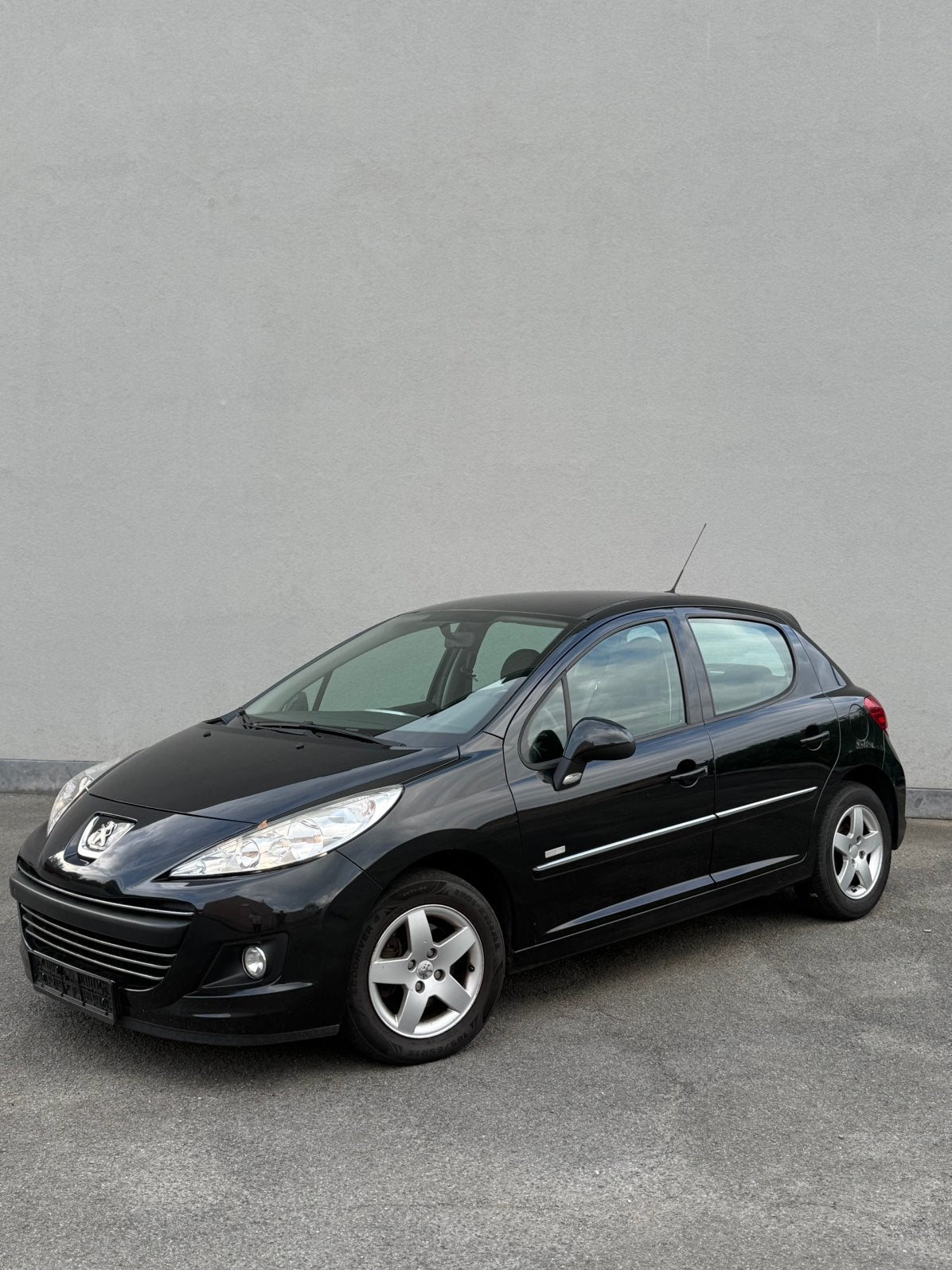 Peugeot 207 1.4 *Benzine*Gekeurd*Lez*, Auto's, Peugeot, Euro 5, Stof, Zwart, Zwart