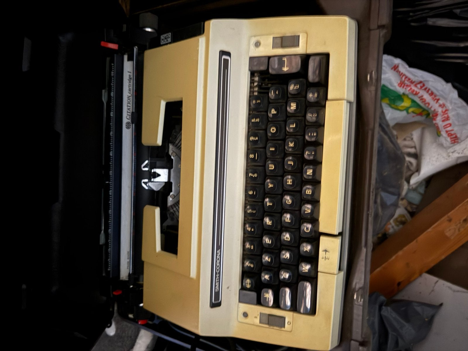 Typemachine van het merk Smith-Corona, Ophalen, Gebruikt