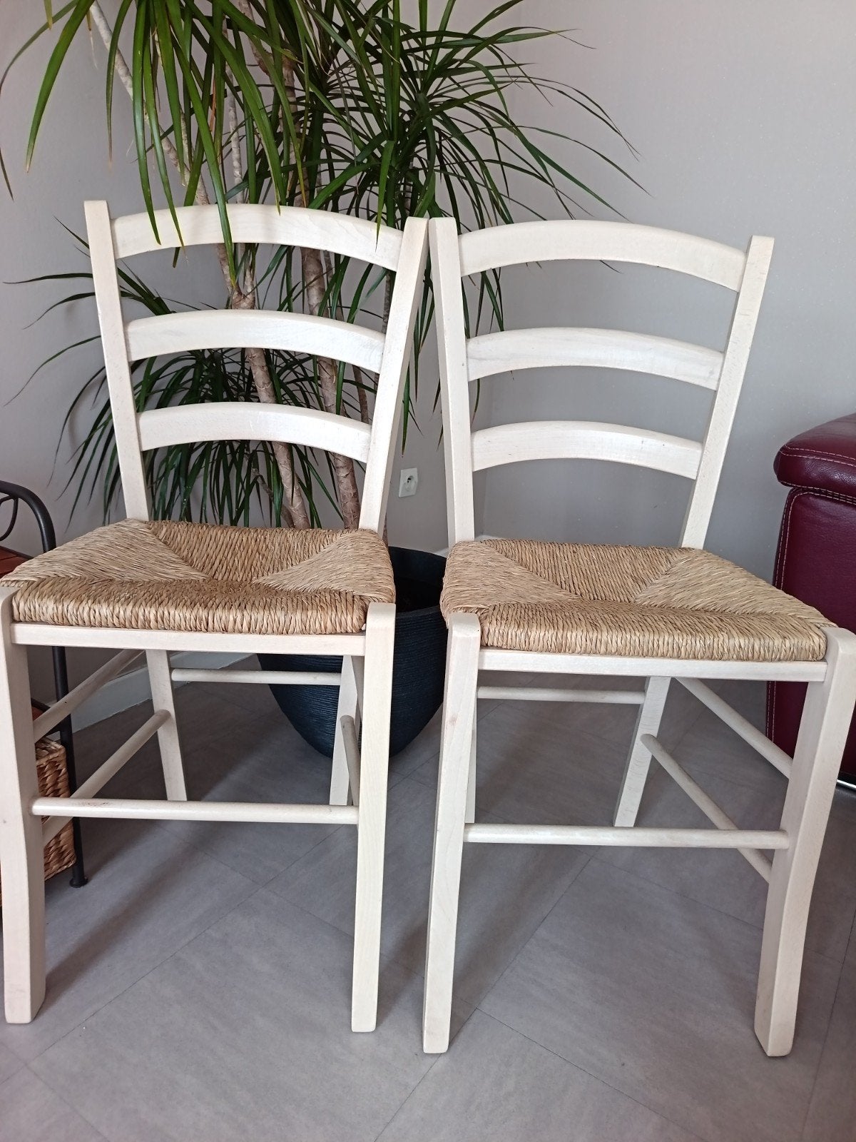 2 chaises en très bon état couleur clair naturel, Blanc, Bois, Une
