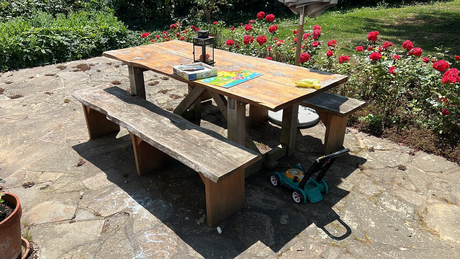 Table de jardin et bancs cedre massif, Enlèvement, Utilisé, Rectangulaire, Bois
