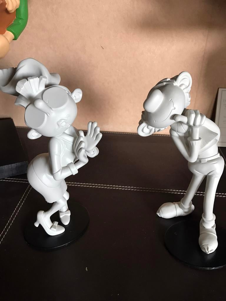 Leblon gaston et jeanne monochrome, Ophalen of Verzenden, Zo goed als nieuw