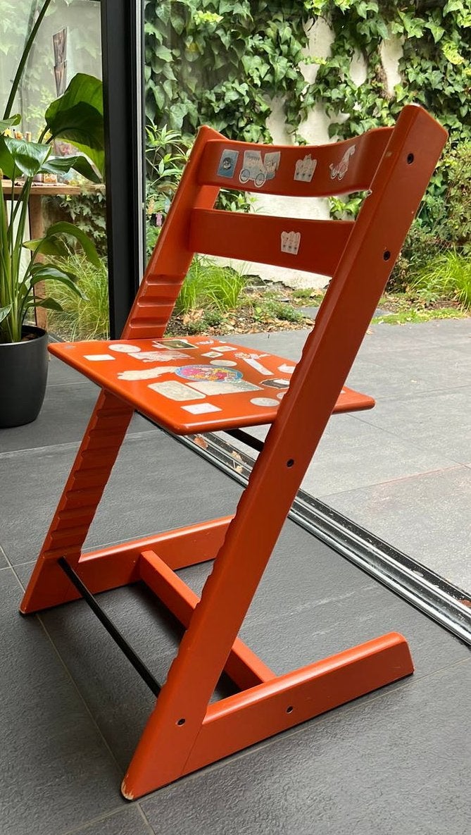 Triptrap Stokke goede staat, bestickerd en zoals op foto, Kinderen en Baby's, Kinderstoelen, Ophalen, Gebruikt