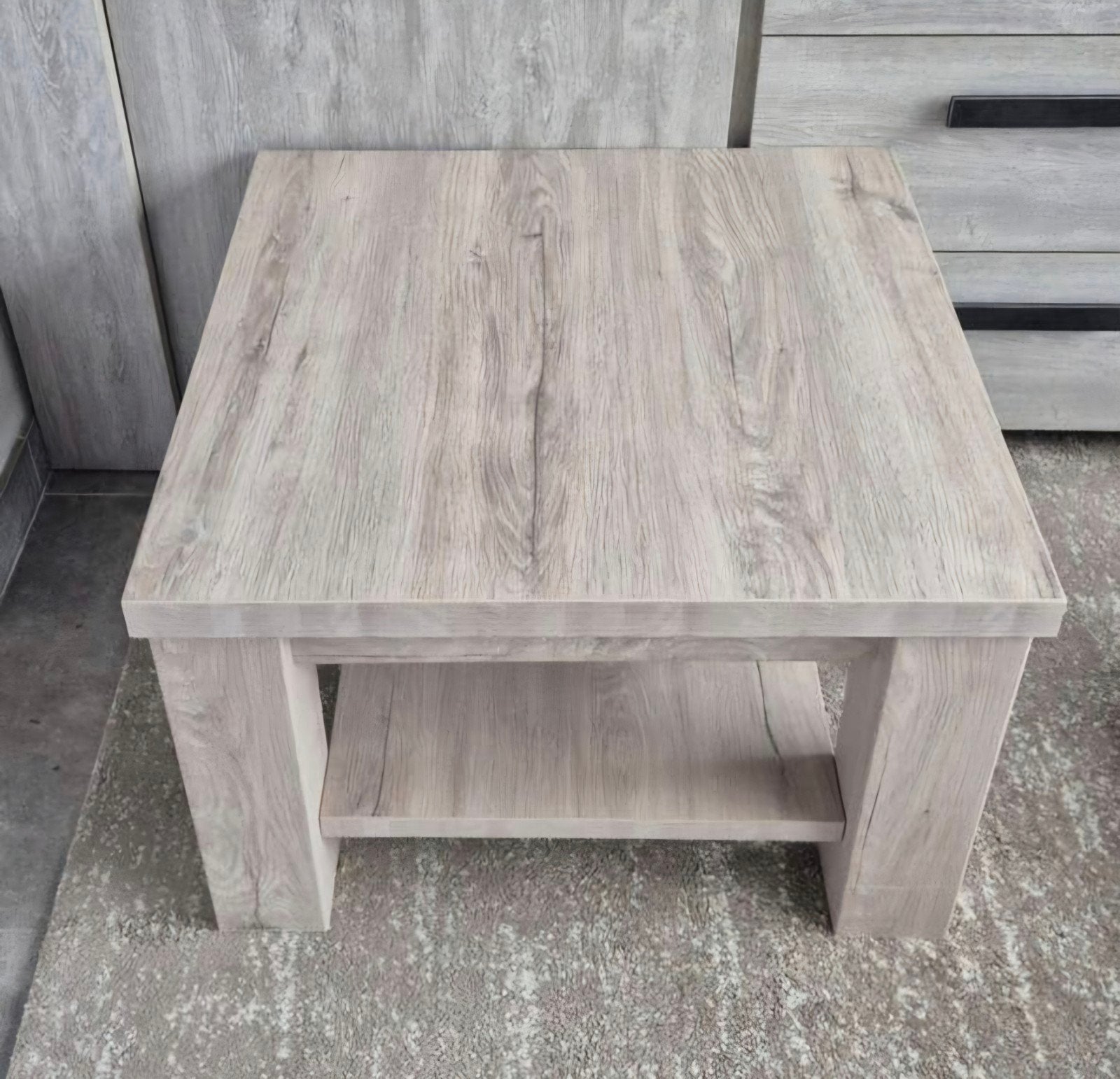 Bijzet tafel, Ophalen, Zo goed als nieuw, Vierkant