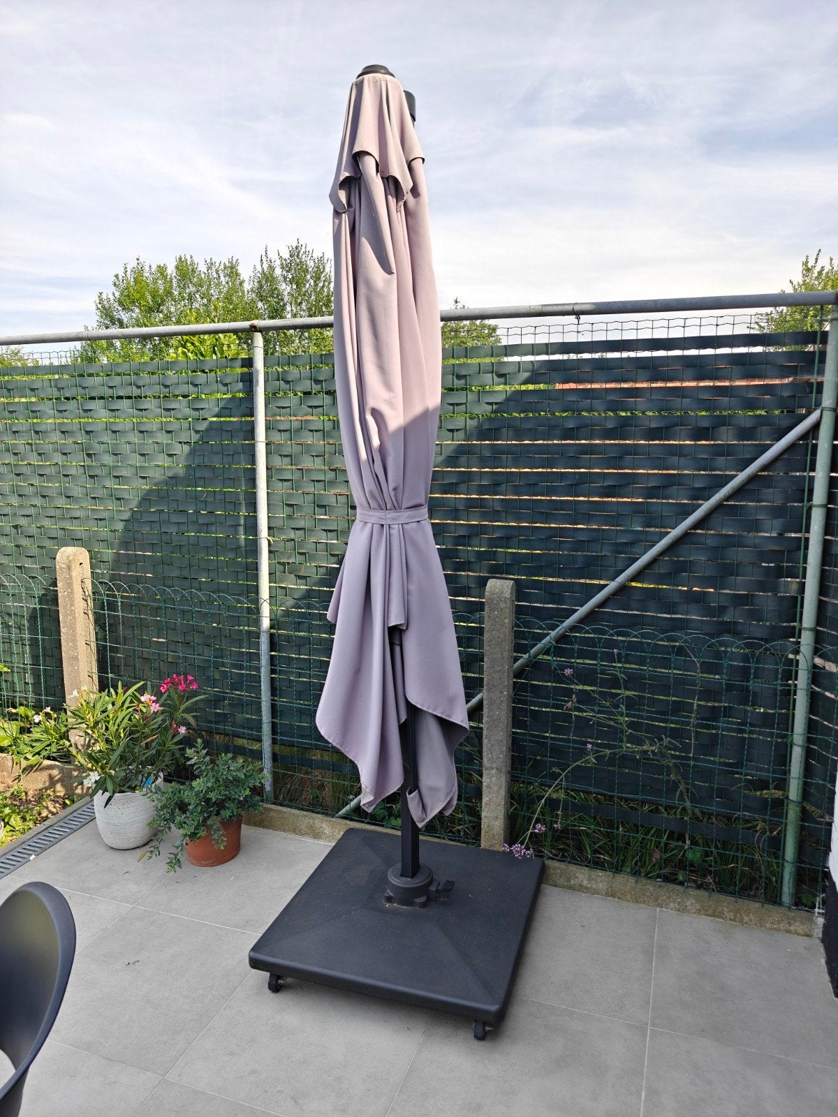 Zweefparasol met zware parasolvoet op wieltjes, Tuin en Terras, Parasols, Ophalen, Parasolvoet