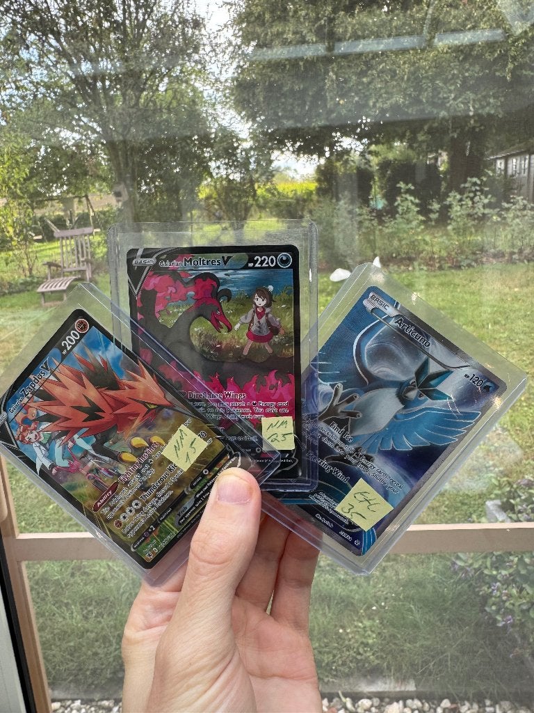 Birds: articuno,zapdos,moltres, Hobby en Vrije tijd, Verzamelkaartspellen | Pokémon, Ophalen of Verzenden, Zo goed als nieuw, Meerdere kaarten