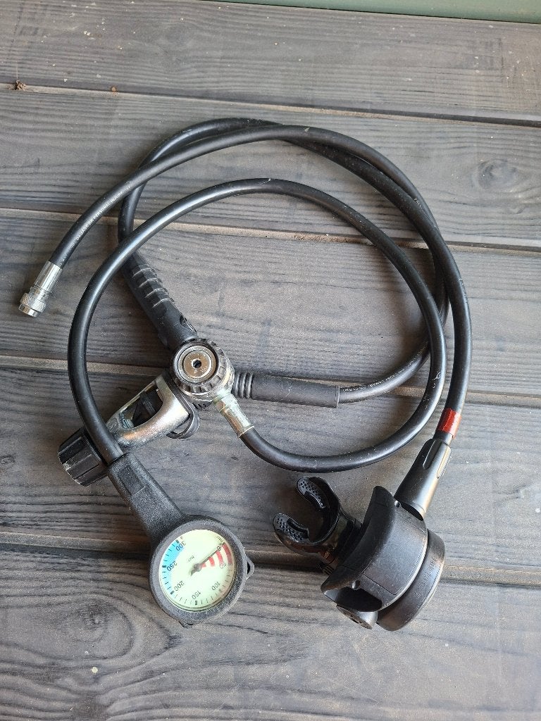 Hoofdontspanner Scubapro + reserve onspanner Viper, Sports nautiques & Bateaux, Plongée, Enlèvement, Utilisé, Autres types