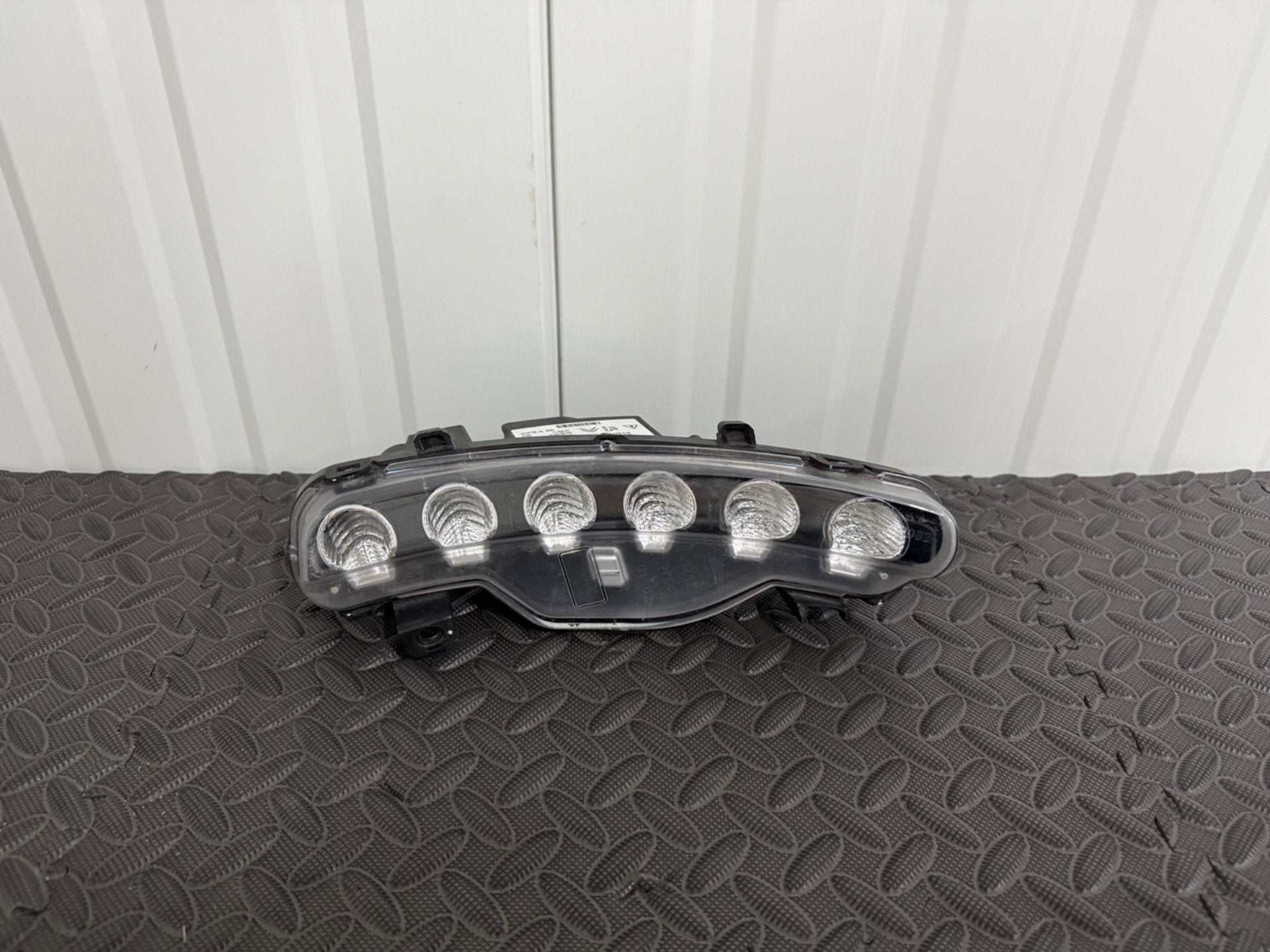 Feu de jour LED droit pour Citro n DS3 89207201, Citroën, Stellantis N.V., Utilisé, Taurusavenue 1
2132 LS  Hoofddorp, NL