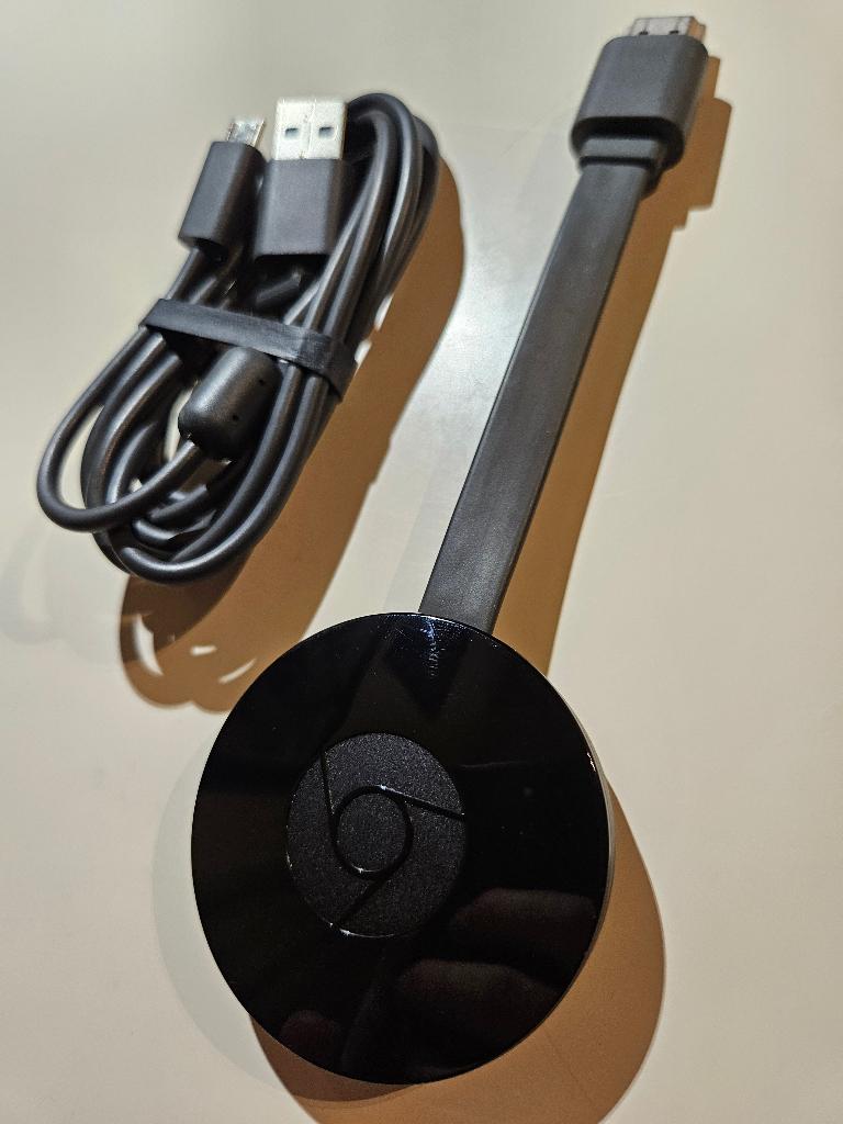 Google Chromecast 2e Generatie, TV, Hi-fi & Vidéo, Lecteurs multimédias, Enlèvement ou Envoi, Comme neuf