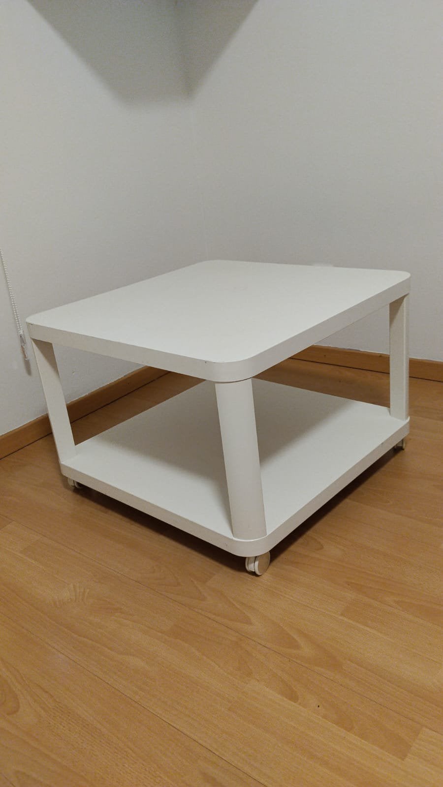 Tafel op wielen, Ophalen, Gebruikt