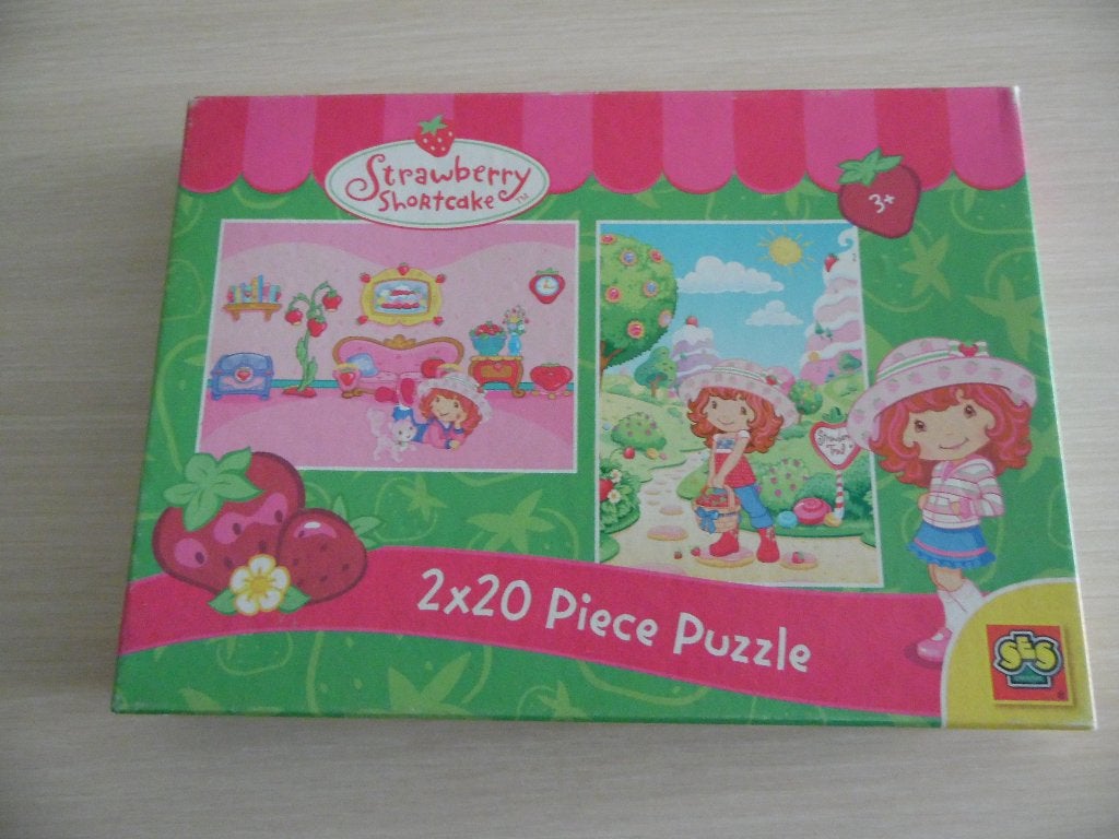 CHARLOTTE AUX FRAISES     2X20 PIÈCES, Enlèvement ou Envoi, 10 à 50 pièces, Comme neuf, 2 à 4 ans