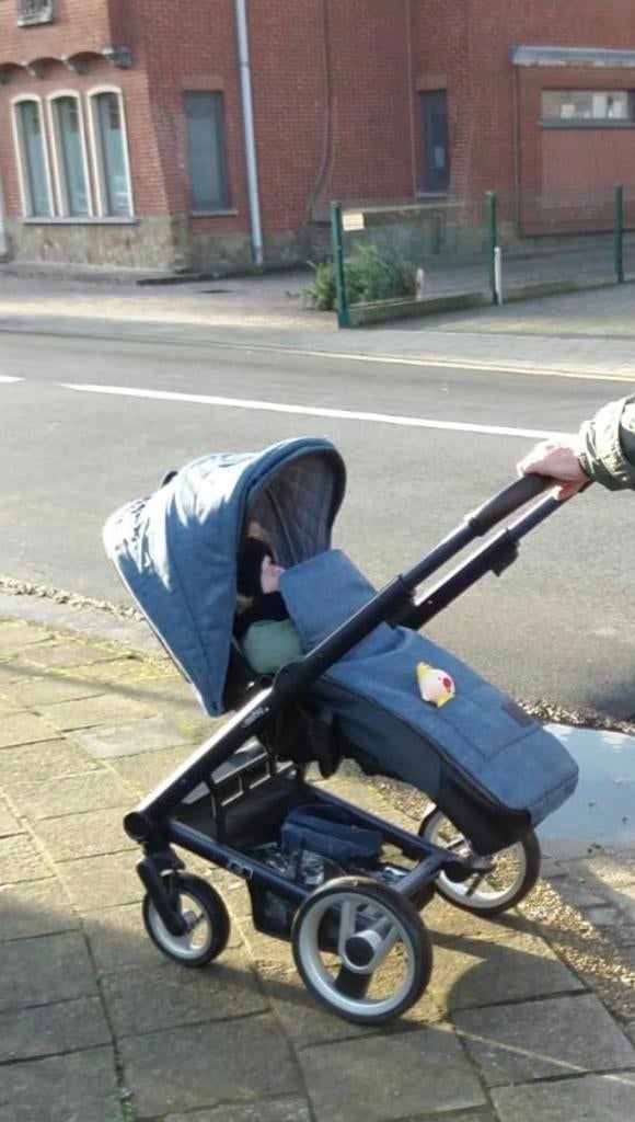 Bonnet Buggy, Enlèvement, Mutsy