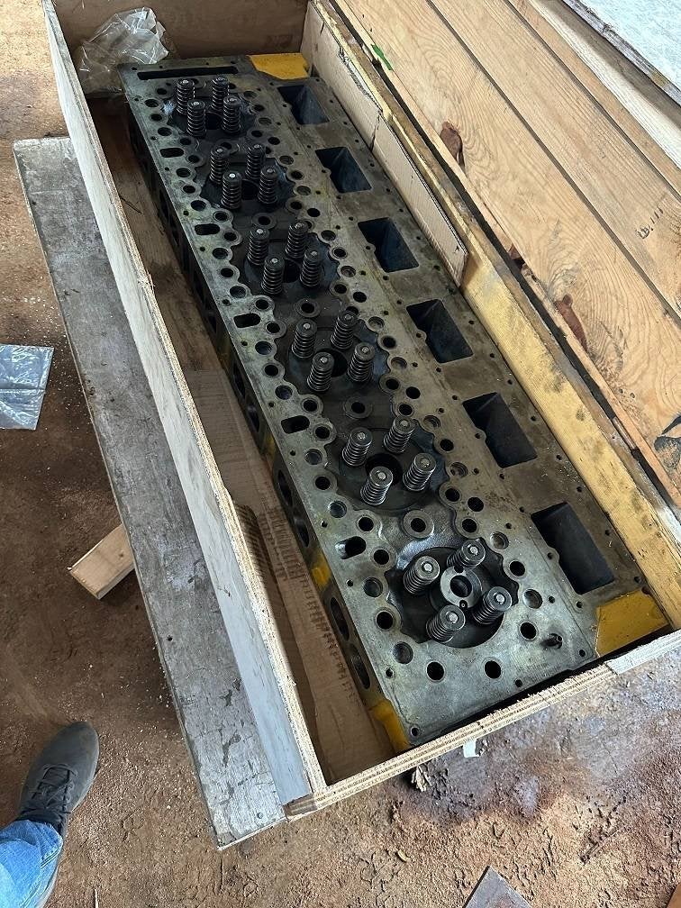 Cat 7N9532 7N-9532 cylinder head, Gebruikt
