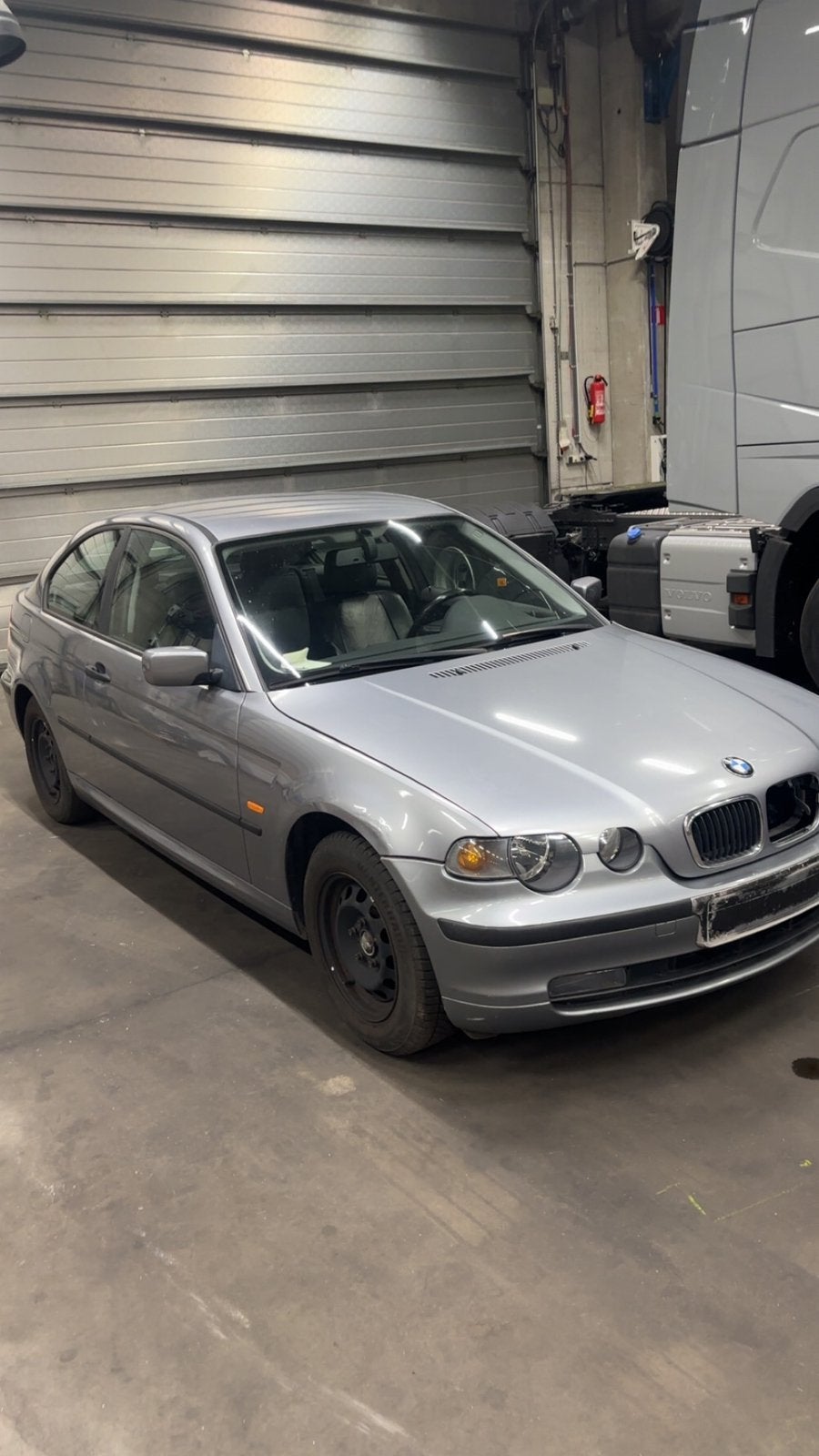 Bmw e46 compact 1.6 ti, Achterwielaandrijving, Zwart, 4 cilinders, 1600 cc