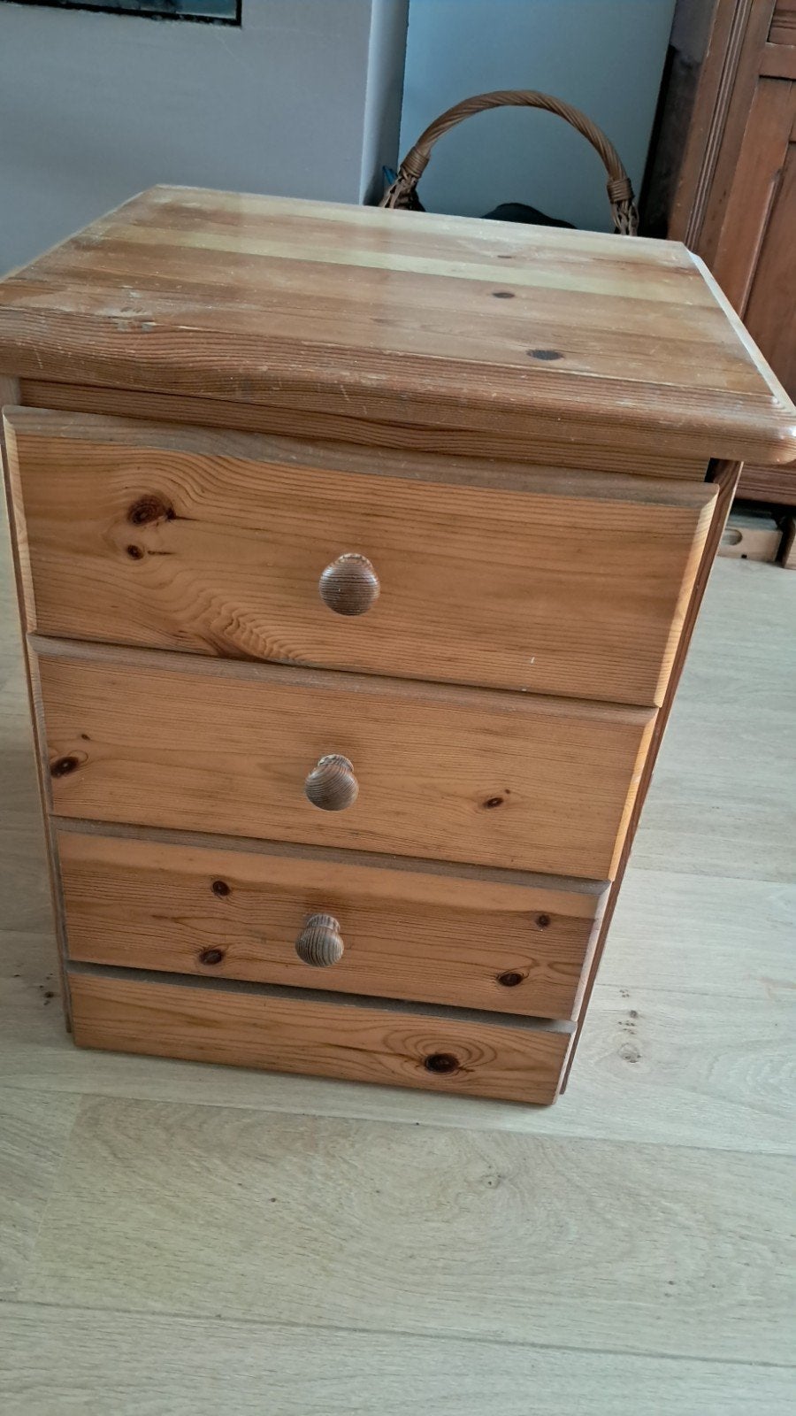 table de chevet, 3 ou 4 tiroirs, Enlèvement, Utilisé, Pin