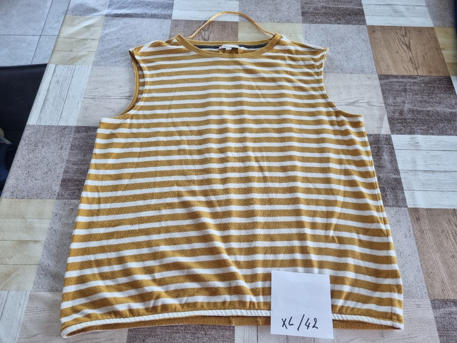 Dames kleding maat 42, Kleding | Dames, Ophalen, Maat 42/44 (L)