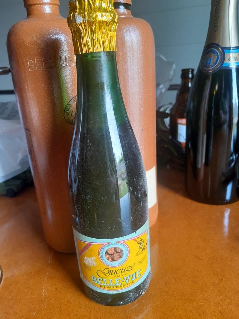 GUEUZE Belle- Vue ruim 40 jaar oud ( uit een oude kelder), Ophalen of Verzenden, Nieuw, Flesje(s), Overige merken