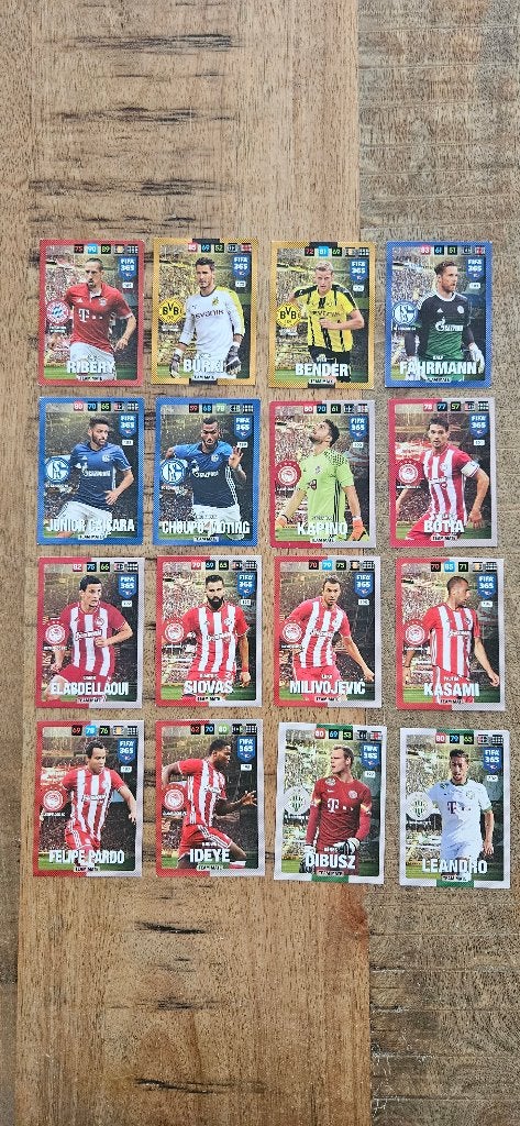 Panini FIFA 365 Adrenalyn XL 2016/2017, Verzenden, Zo goed als nieuw, Meerdere plaatjes