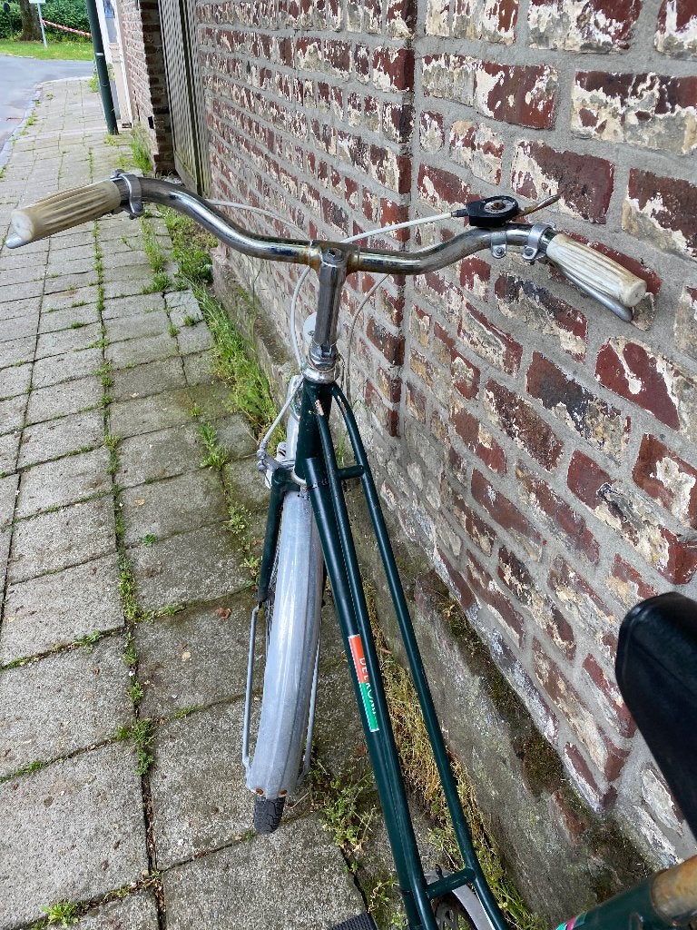 Damesfiets, Ophalen of Verzenden, Zo goed als nieuw