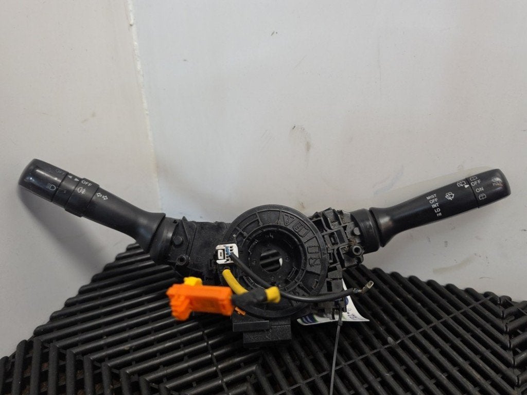 COMBINE COMMODO Toyota Aygo (B10) (01-2005/05-2014), Kundenbetreuung@toyota.de, Toyota, Utilisé, Toyota-Allee 2
50858  Köln, DE