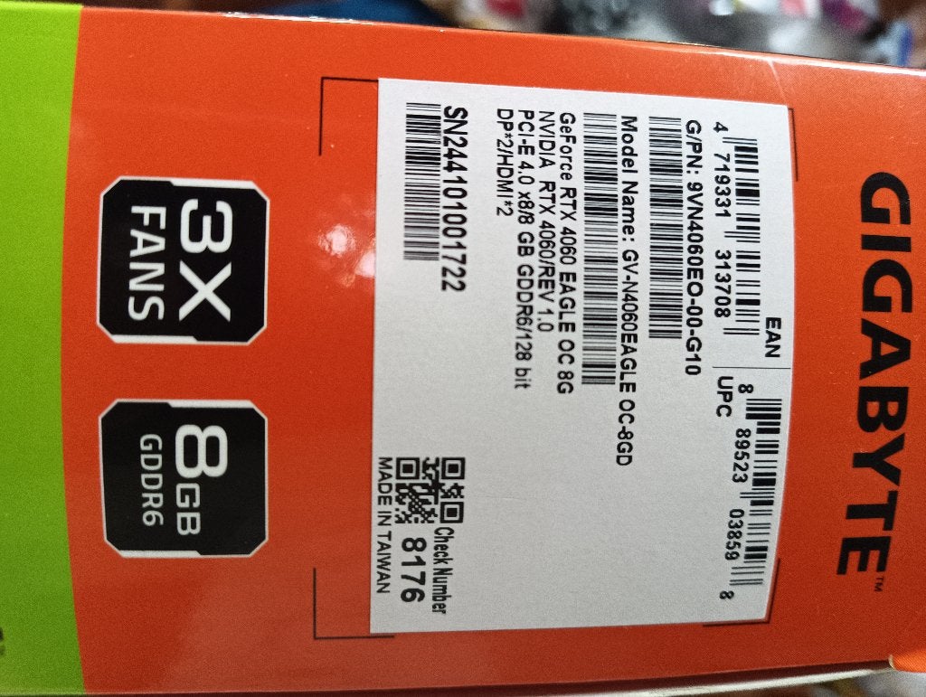 Carte graphique RTX, GDDR6, PCI-Express 4, Comme neuf, HDMI