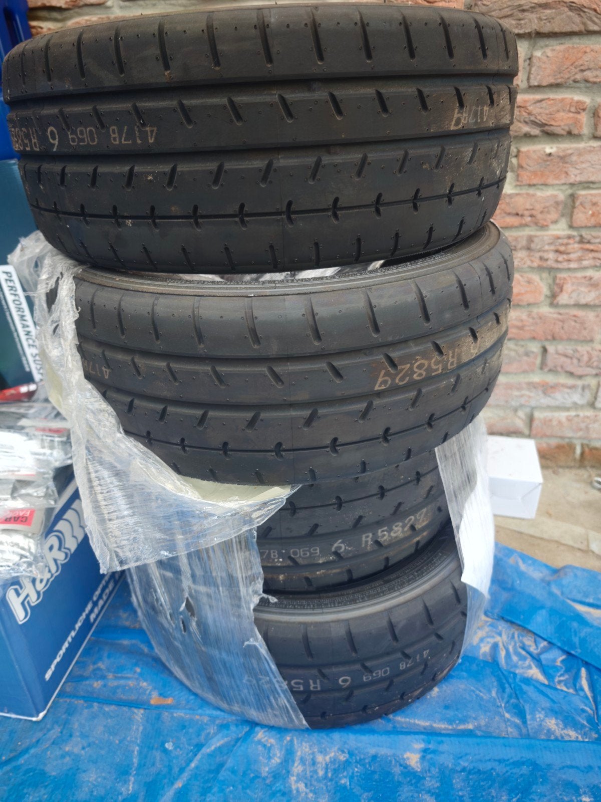 Yokohama advan a052 195/50 r16, Enlèvement, Pneu(s)