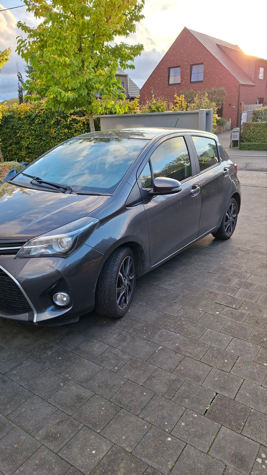 toyota yaris, Auto's, Voorwielaandrijving, Stof, Handgeschakeld, Particulier