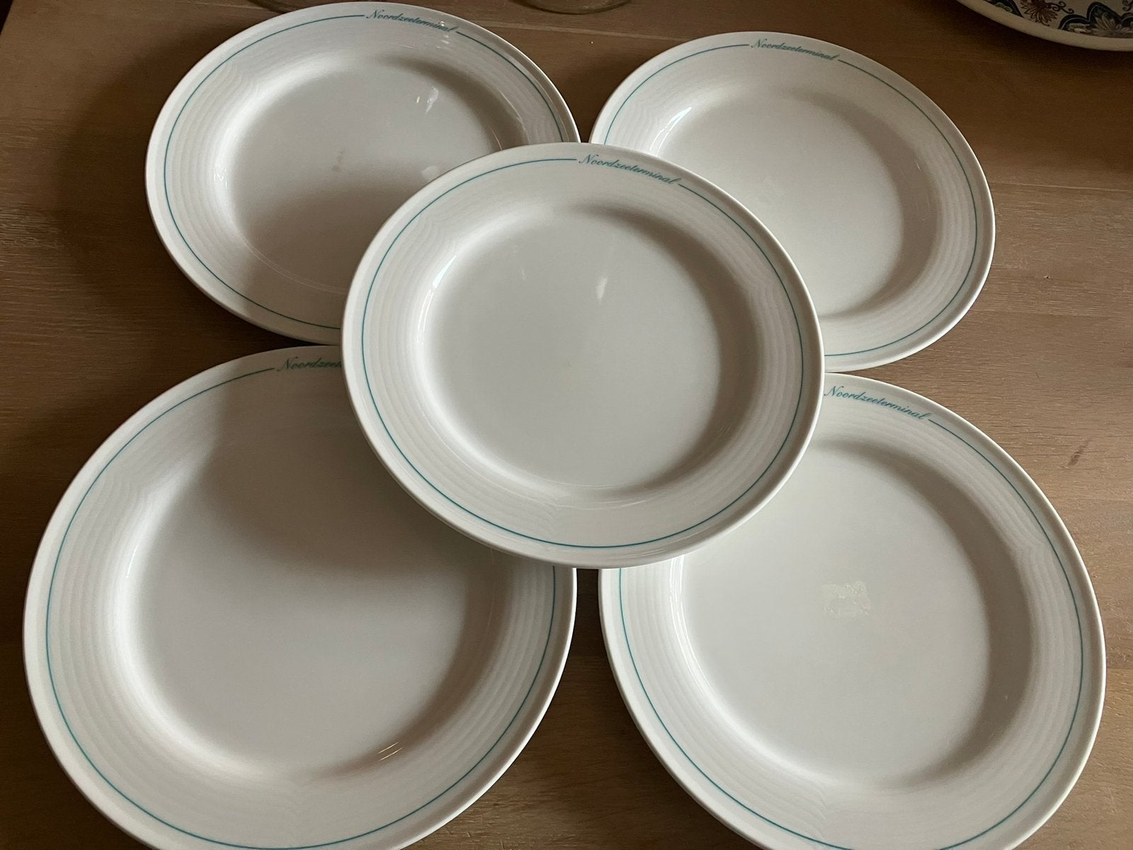 5 grandes assiettes Villeroy & Boch, Maison & Meubles, Enlèvement, Assiettes(s)