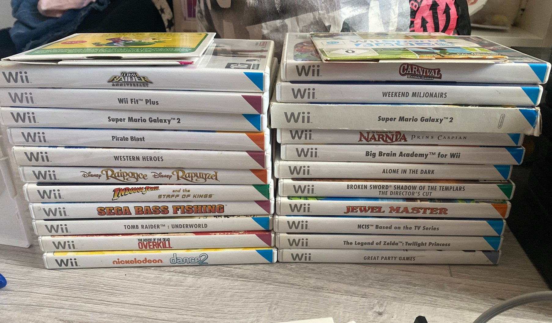 Wii console+ kabels + wii controllers + Games + Accessories, Enlèvement, Utilisé