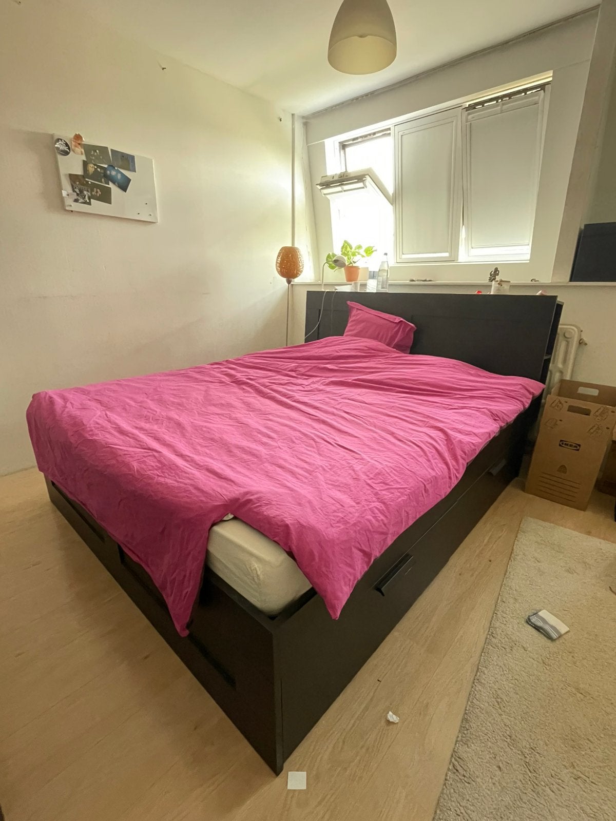 Ikea bed 180 + lattenbodem + achterwand, Ophalen, Zo goed als nieuw