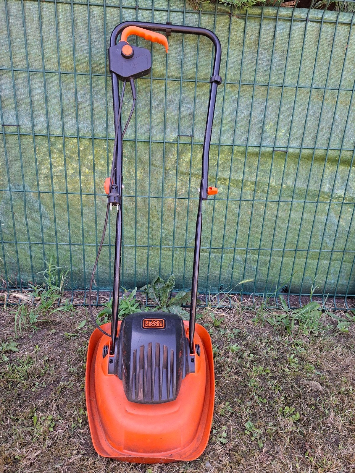 Tondeuse à coussin d'air Black et Decker., Jardin & Terrasse, Tondeuses à gazon, Enlèvement