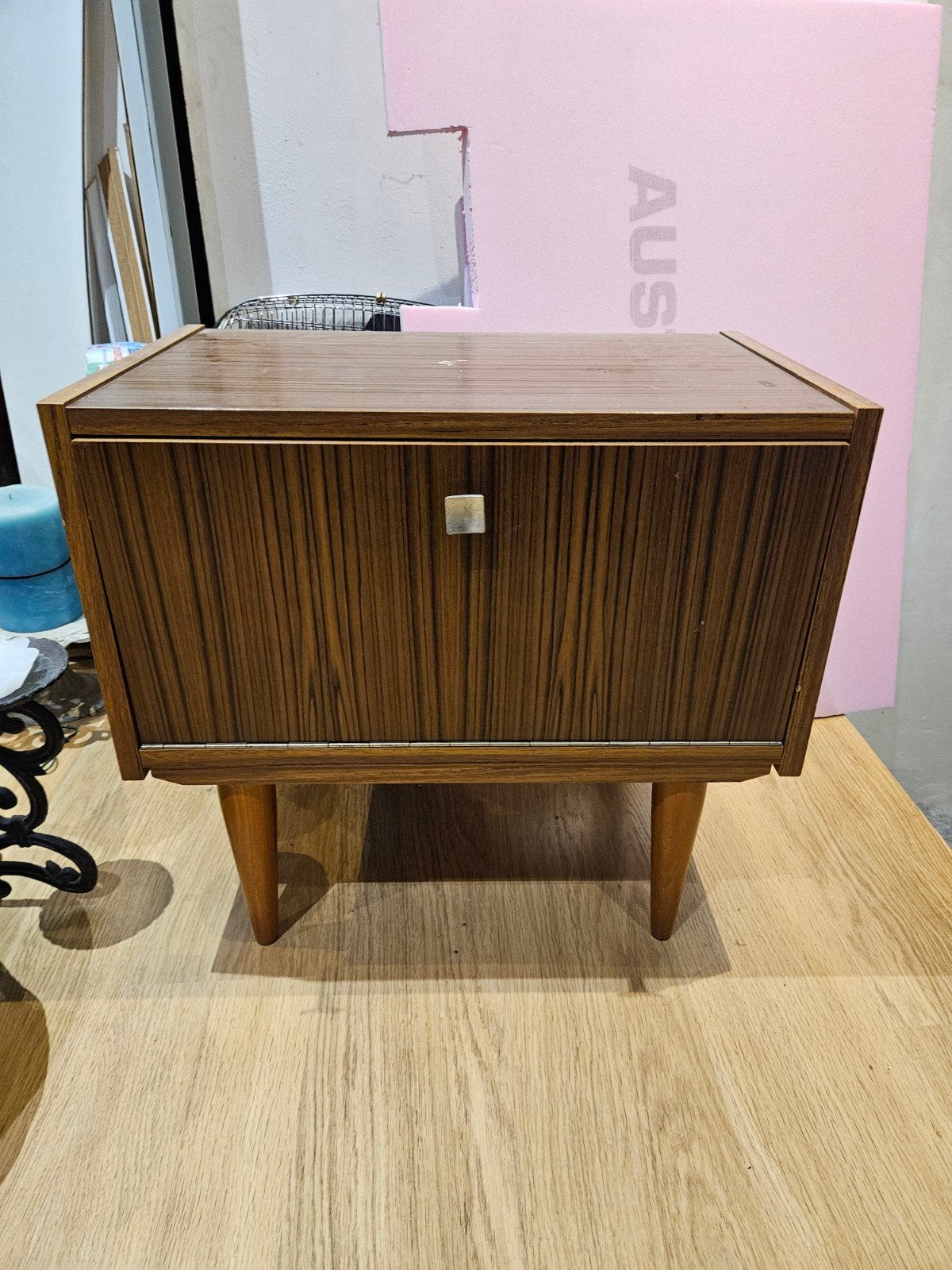 Retro nachtkastje te koop. Jaren 70 design, Ophalen