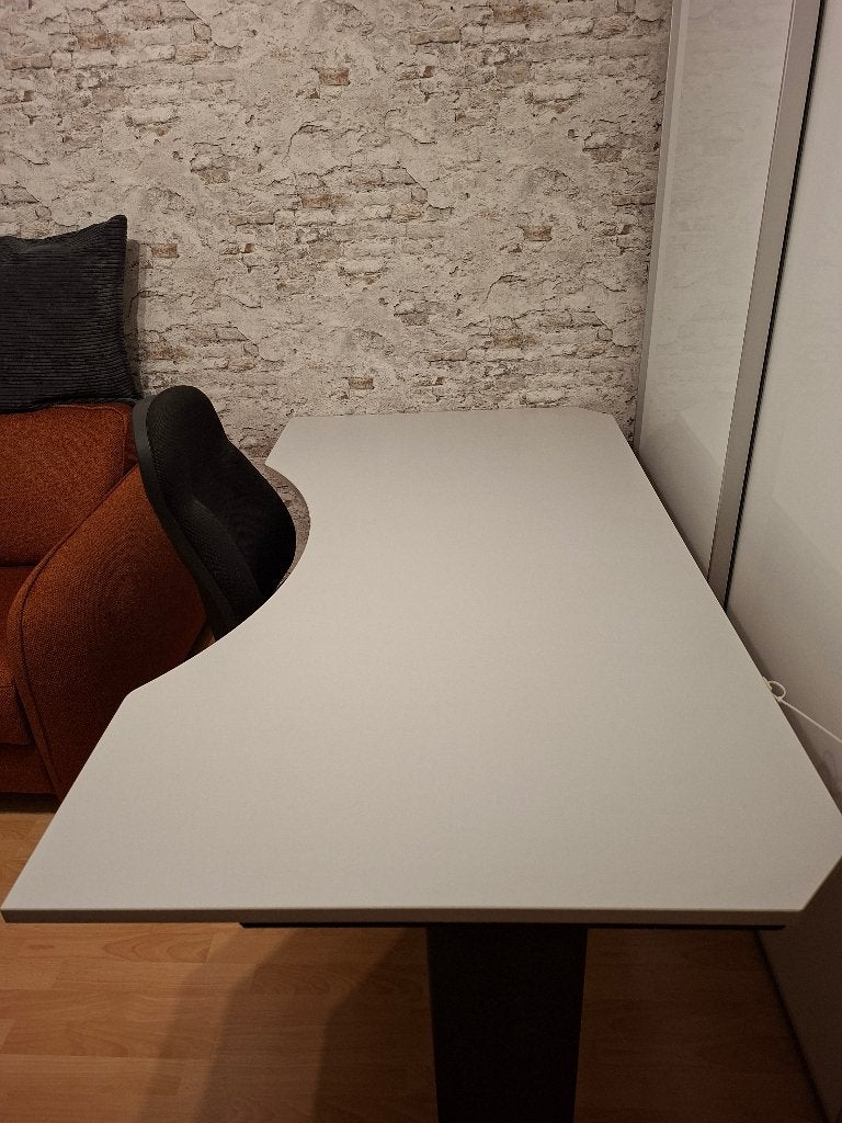 Groot buro, Huis en Inrichting, Bureaus, Ophalen, Gebruikt, 180 cm, Kabelgoot